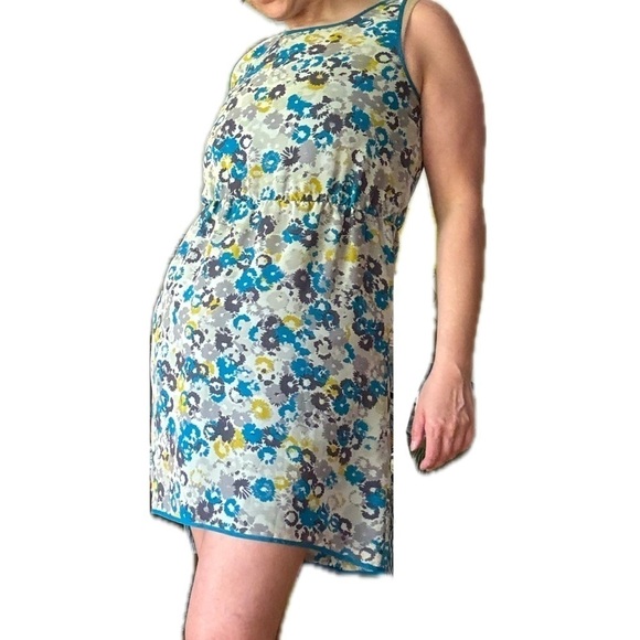 Pins and Needles - size Small floral dress - Picture 1 of 3
